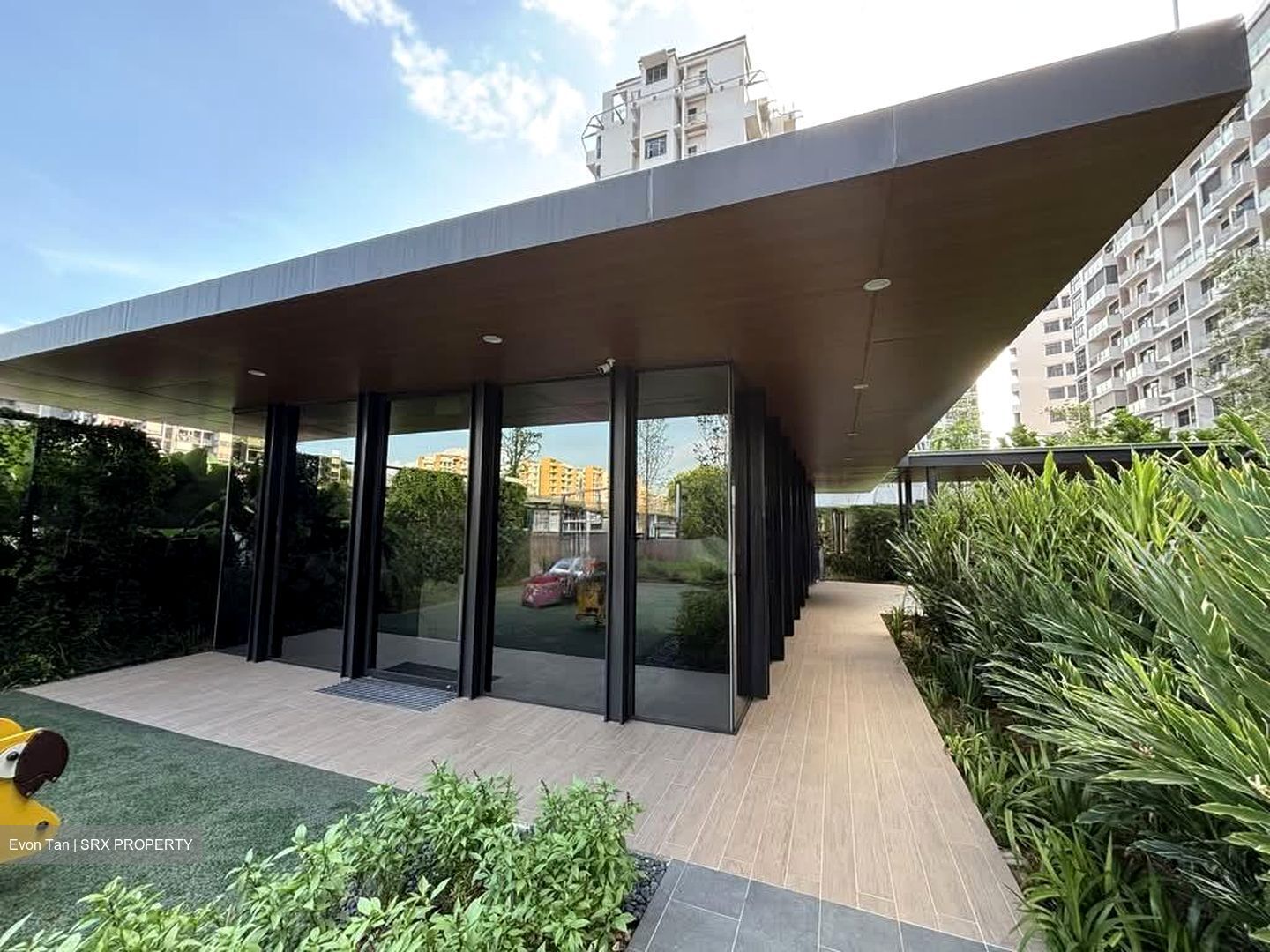 Tanah Merah Kechil Link (D16), Condominium #556527111